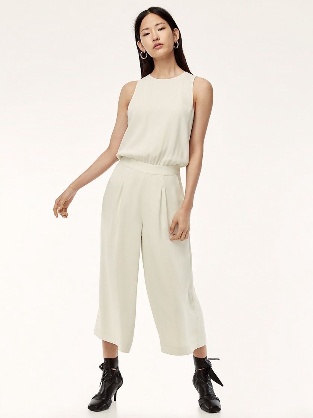 Aritzia Babaton Belmondo jumpsuit Size 6 Sleeveless Wide-Leg in Cream